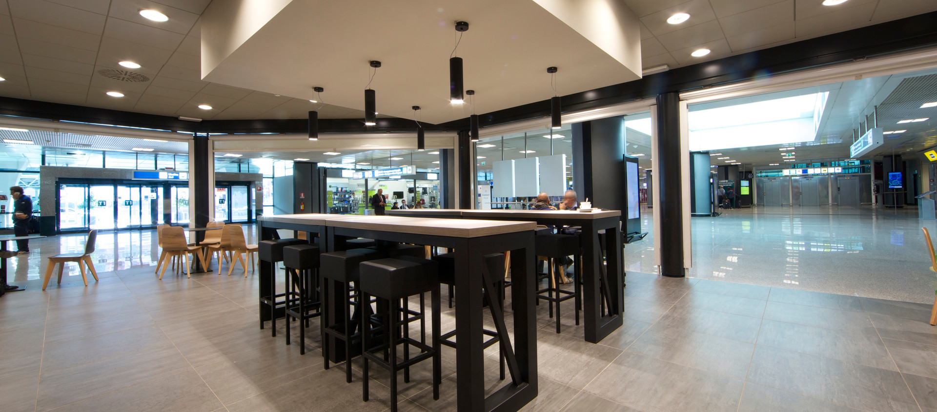 AtlasConcorde Fiumicino Airport Bar Moka Italia 020